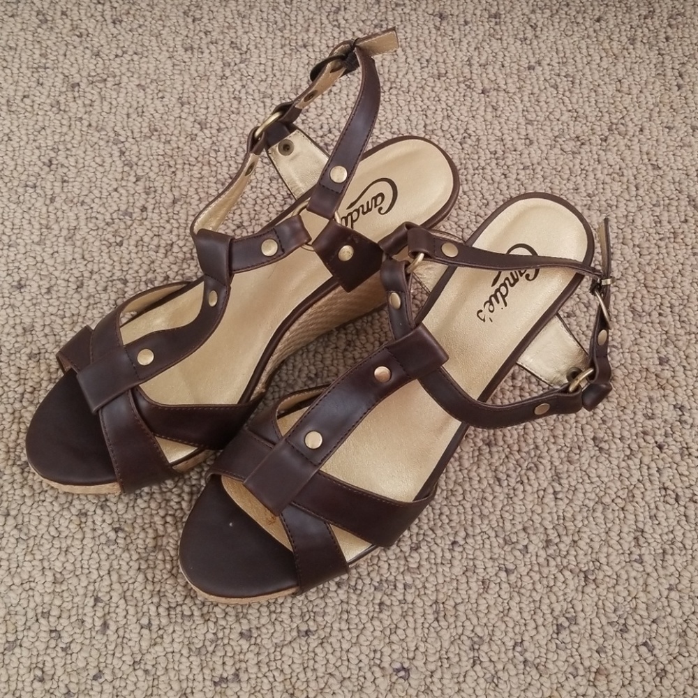 Candie's Wedge size 8.5